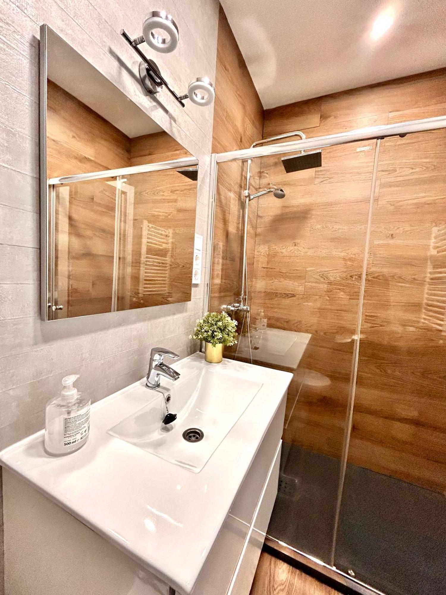Appartamento Loft Desing Retiro Madrid Esterno foto